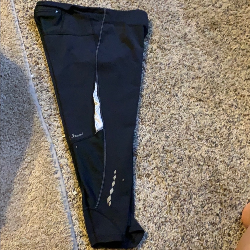 Pearl Izumi Women’s Cropped Biker Tights - Picture 7 of 7